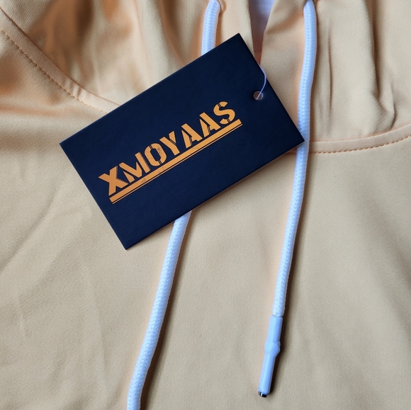 Dip Dye Hoodie Yellow & White {Medium} - Picture 4 of 11